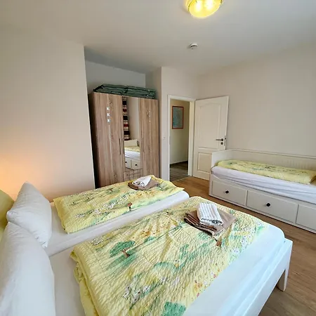 Haus Dithmarschen 4 Appartement *